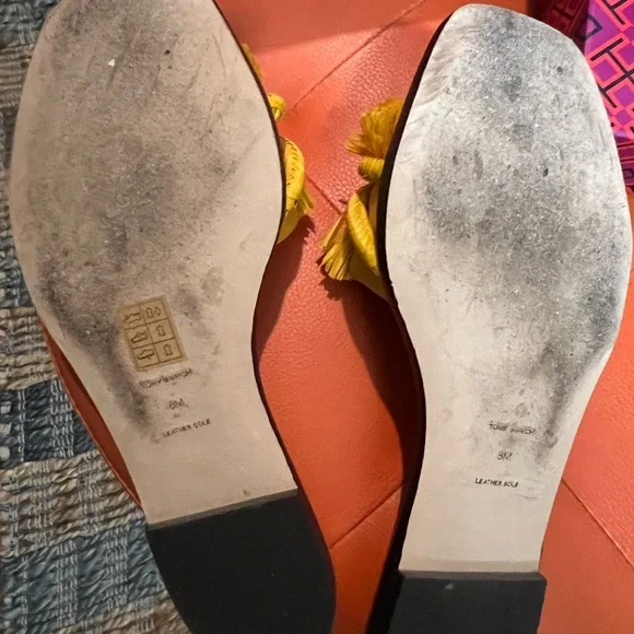 Tory Burch Yellow Raffia Sandals with Ruffled Bow - Picture 3 of 5